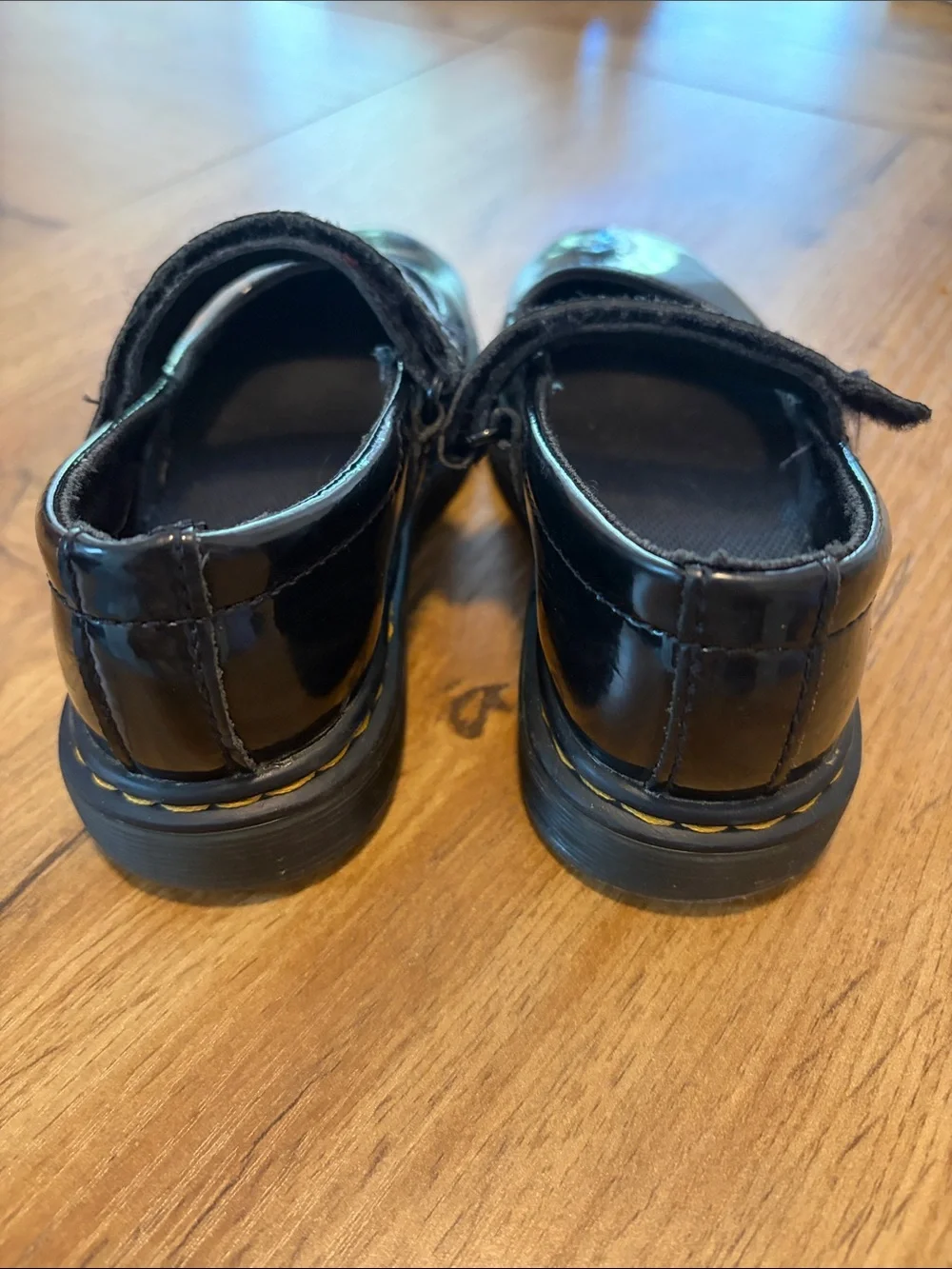 Dr. Martens classic black